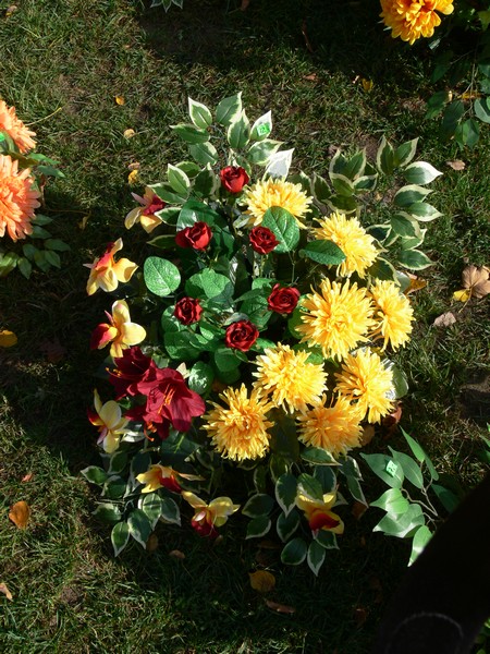 Pomniki / Nagrobki